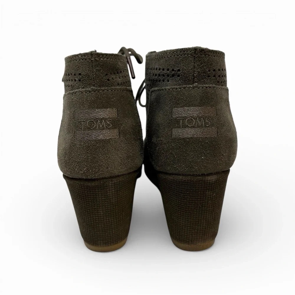 TOMS Desert Crepe Wedge Ankle Boots Tarmac Olive‎ Suede Size 8